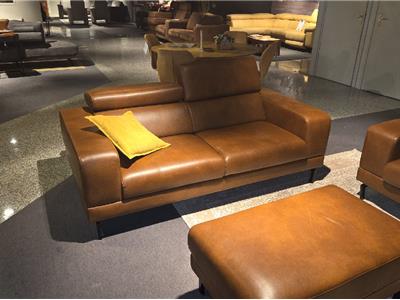 Lederland ROTTERDAM Showroommodel Puglia  2 zitsbank